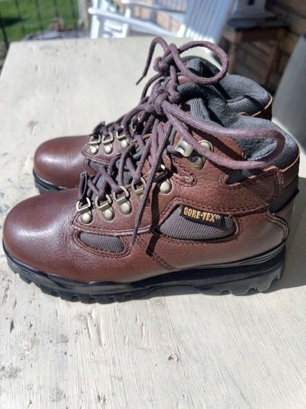 Redhead  Wm’s Sz 6M Vibram Bone-Dry Waterproof Gore-Tex Hiking Boots - Picture 5 of 12